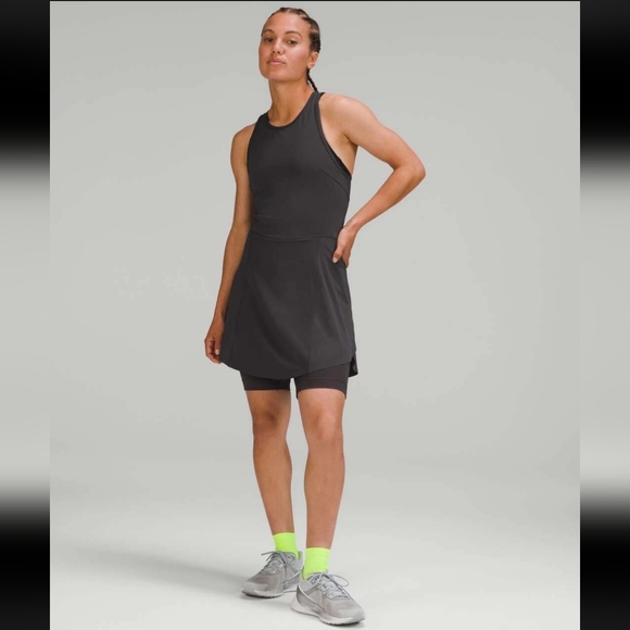 NWT Lululemon Nulux running dress Size 2 - Picture 1 of 9